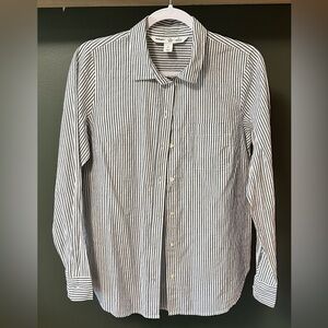 Old Navy Striped Long-Sleeve Button-Up Shirt in White and Gray